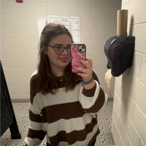 Meet your Posher, Maggie - Picture 1 of 1